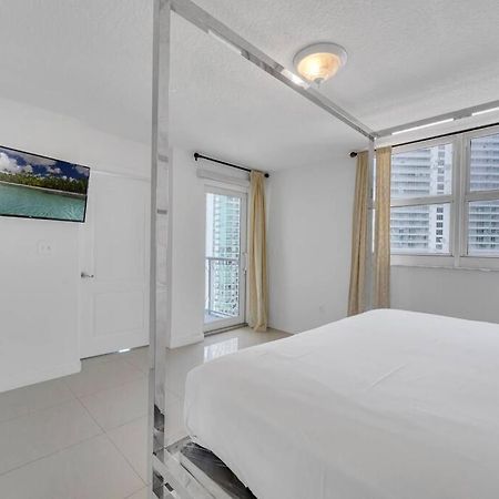 Luxurious Private Unit With Parking Apartment Маями Екстериор снимка